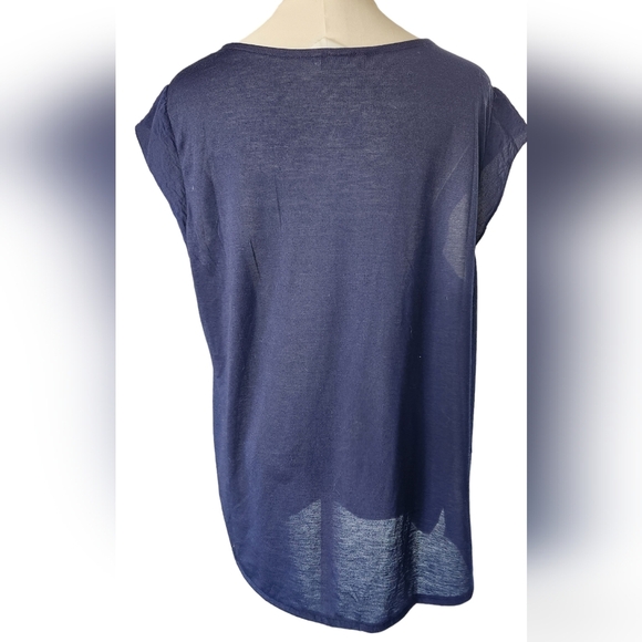 H&M lightweight Navy top - Picture 3 of 8